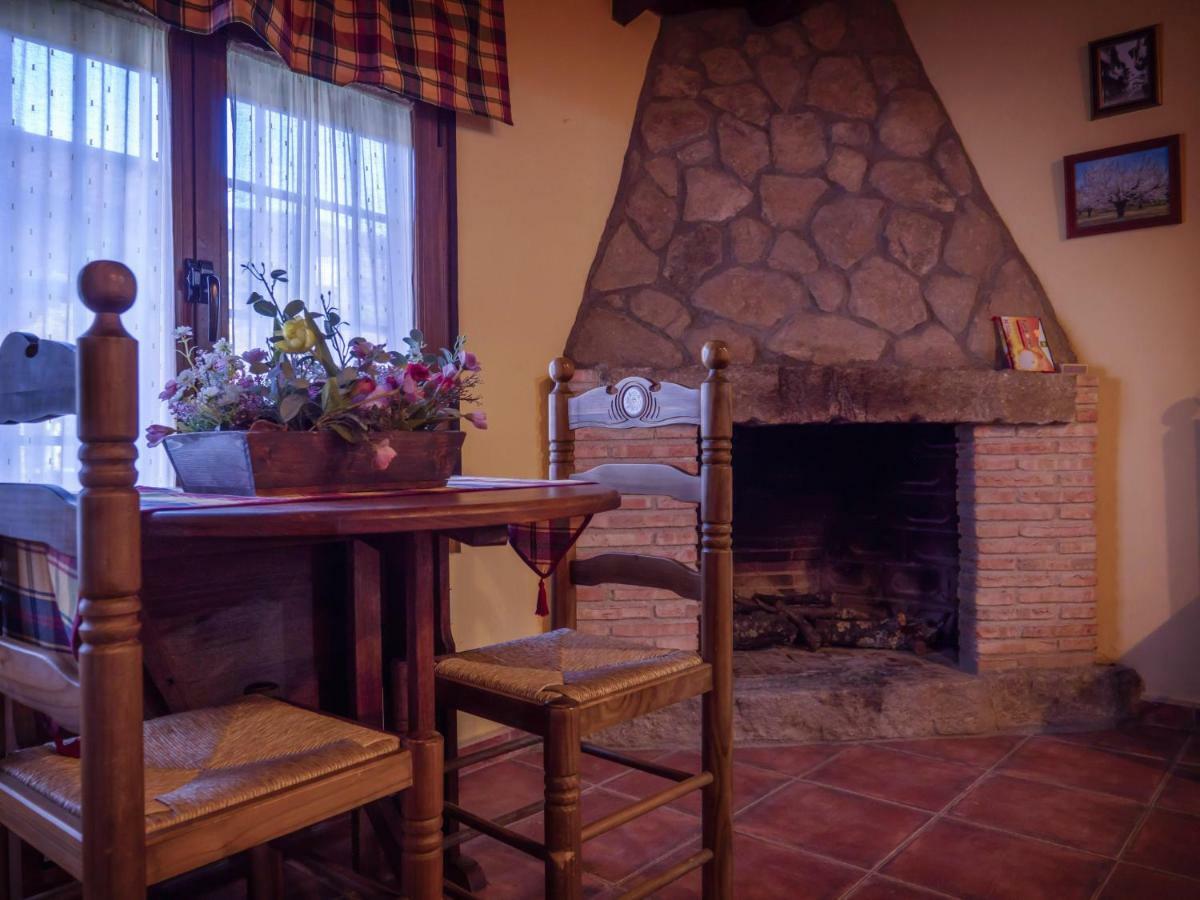 La Canada Del Valle Del Jerte Navaconcejo Eksteriør billede